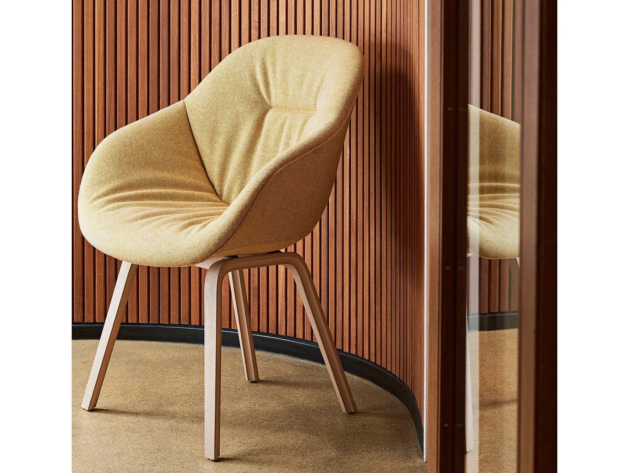 About A Chair AAC 123 Soft