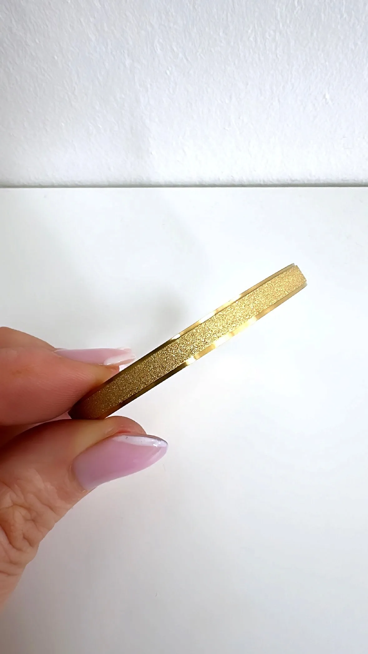Belle - Gold Bangle Bracelet