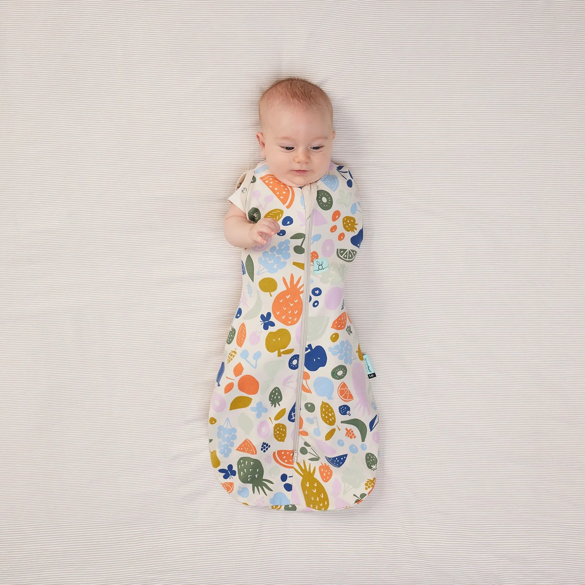 ergoPouch Cocoon Swaddle Bag  1.0 TOG - Fruit Salad