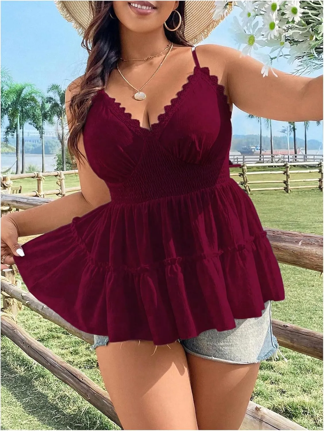 Floerns Women's Plus Size Ruffle Hem Camisole Lace Trim V Neck Shirred Cami Tops