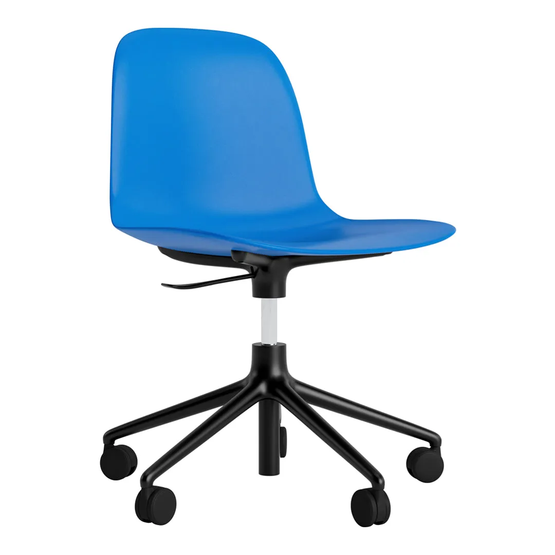 Form Chair - 5W Swivel Base w/ Gaslift