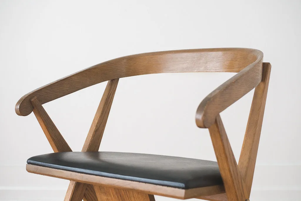 X Base Chairs